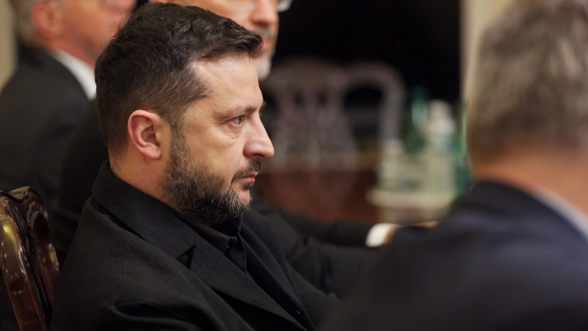 Russians attack Kyiv with ballistic missiles while Zelenskyy discusses Graham Act with congressmen