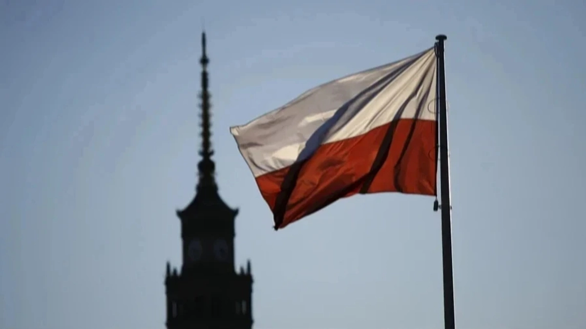 Poland implements new response rules for air defence amid Russian attacks on Ukraine