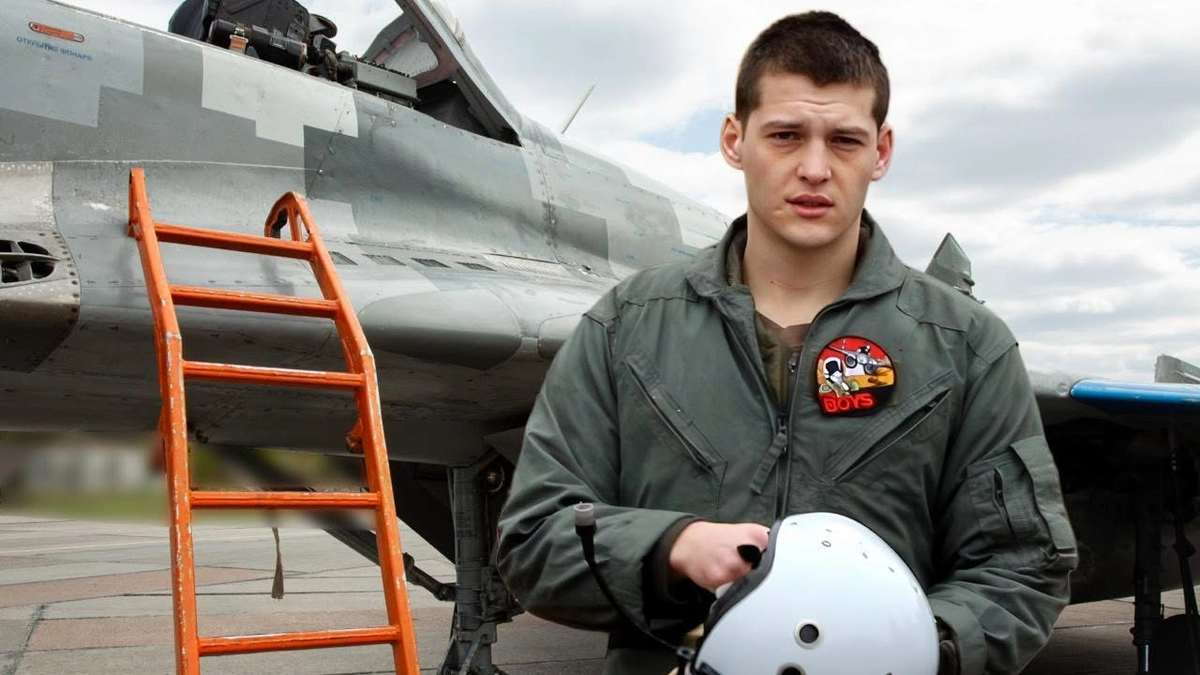Zelenskyy awards Hero of Ukraine title to fallen MiG-29 fighter pilot Marat Mambetov